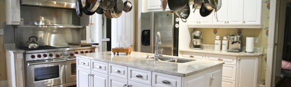 Should You Paint or Replace Your Kitchen Cabinets?